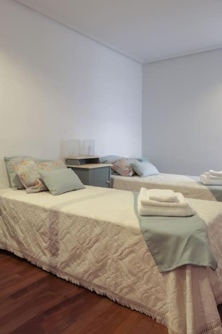 La Casina De Cori Apartamento Luarca Exterior foto
