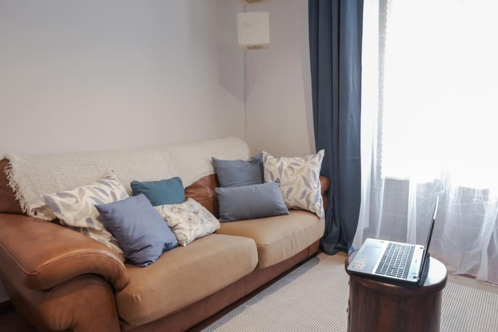 La Casina De Cori Apartamento Luarca Exterior foto